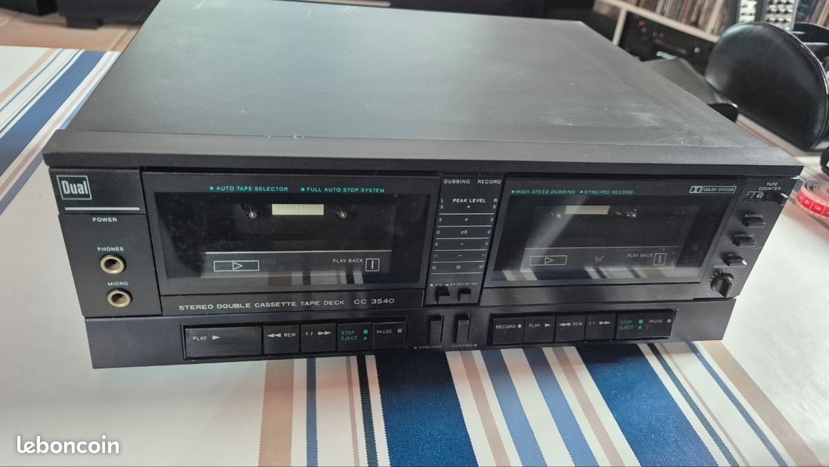 Lecteur cassette audio vintage DUAL (image 1)