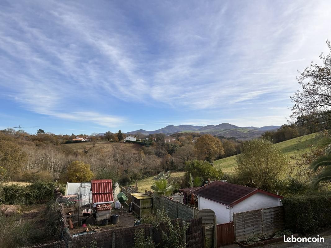 Appartement 3 pièces 66 m² · à Saint-Pée-sur-Nivelle · 66 m² · 100 000 €