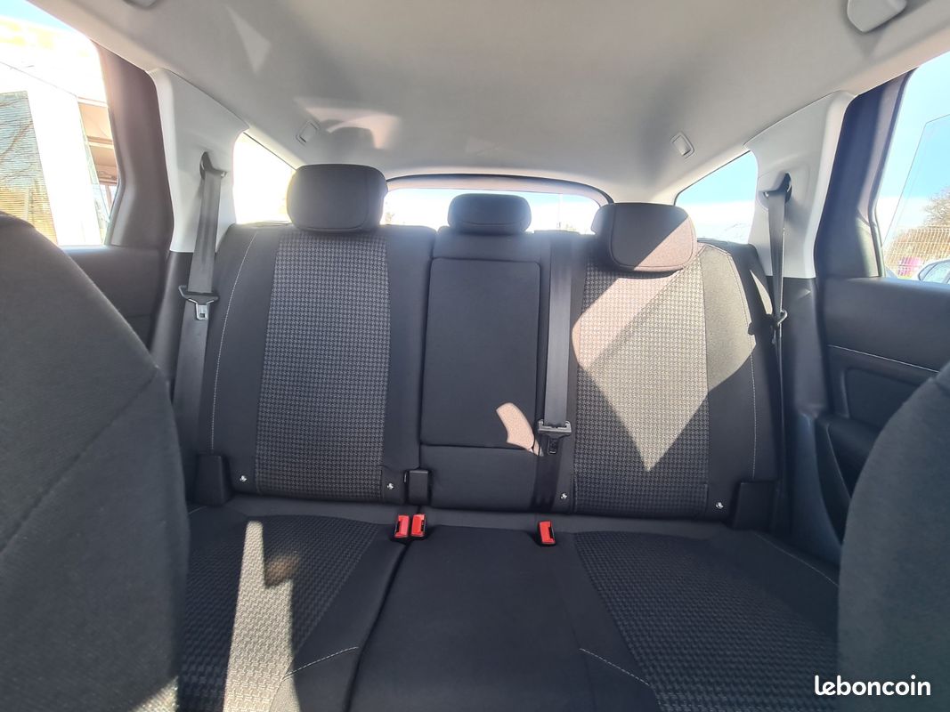 PEUGEOT 308 BlueHDi 100ch SS BVM6 Allure (image 14)