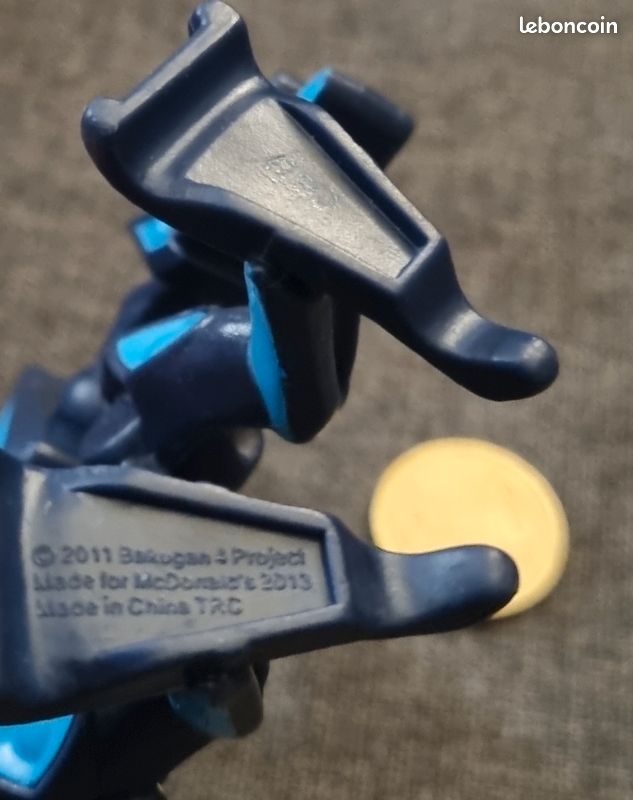 Lot de figurines bakugan (image 10)