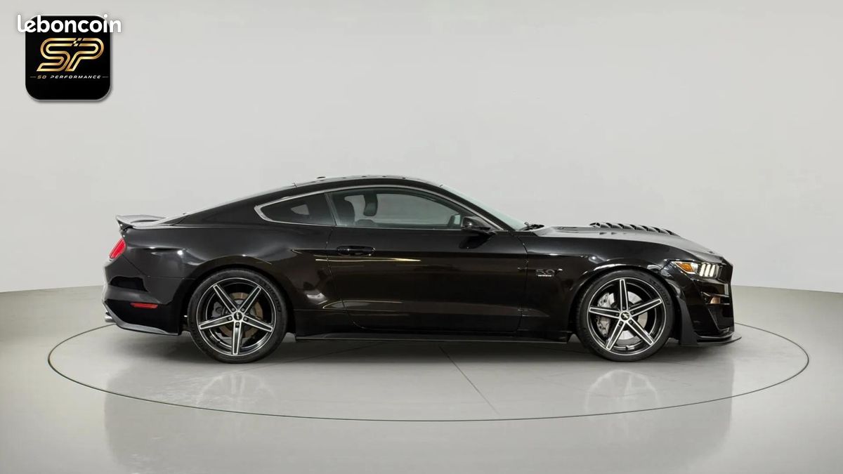 FORD Mustang GT Fastback 5.0 V8 * Performance Pack * Échappement à Clapets * Sièges Ventilés (image 7)