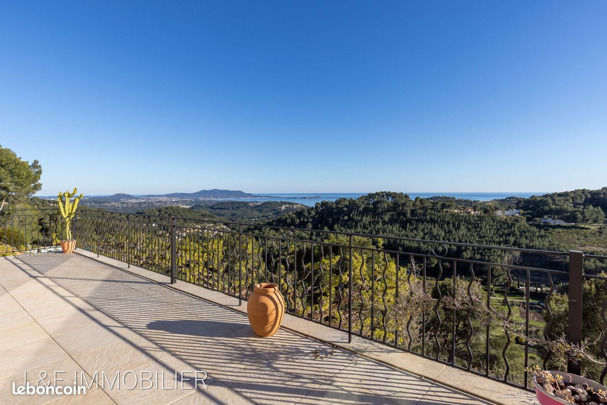 Maison 7 pièces 180 m² · à La Cadière-d'Azur · 180 m² · 1 350 000 €