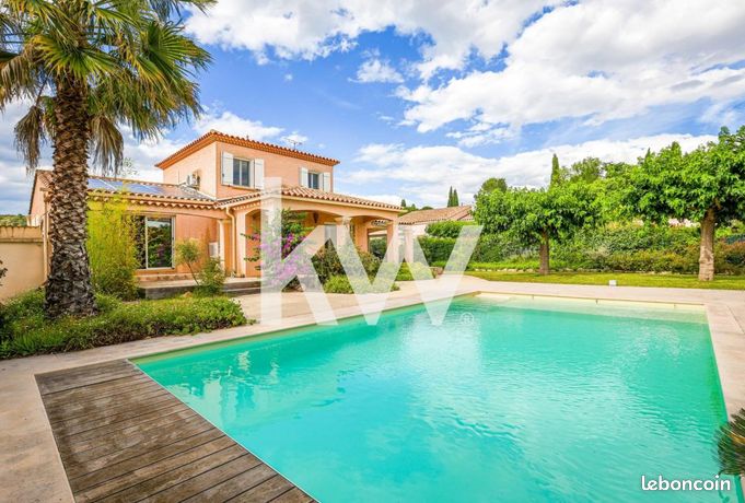 Villa 7 pièces 188 m²