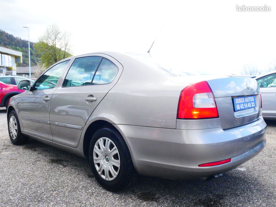 Skoda octavia tsi 105cv 1ere main 86950km d origine clim ct 2028 gtie 1 an (image 3)