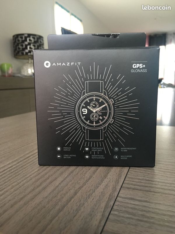 Montre connectée Amazfit GTR47 (image 2)