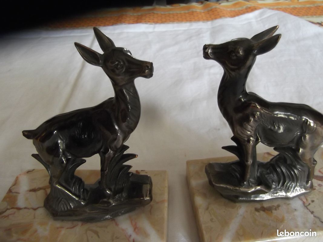 Paire de serre livre biche sur marbre (image 2)