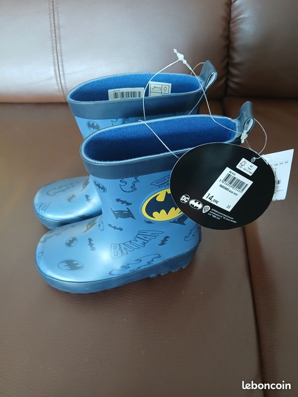 PERLETTI Bottes De Pluie Batman Enfant Noir Gris – Bottines Imperméables Garçon Avec Cordon Serrage, Semelle Antidérapante Et Motif Chauve-Souris – Parfaites Pour Pluie, Neige Et Boue
