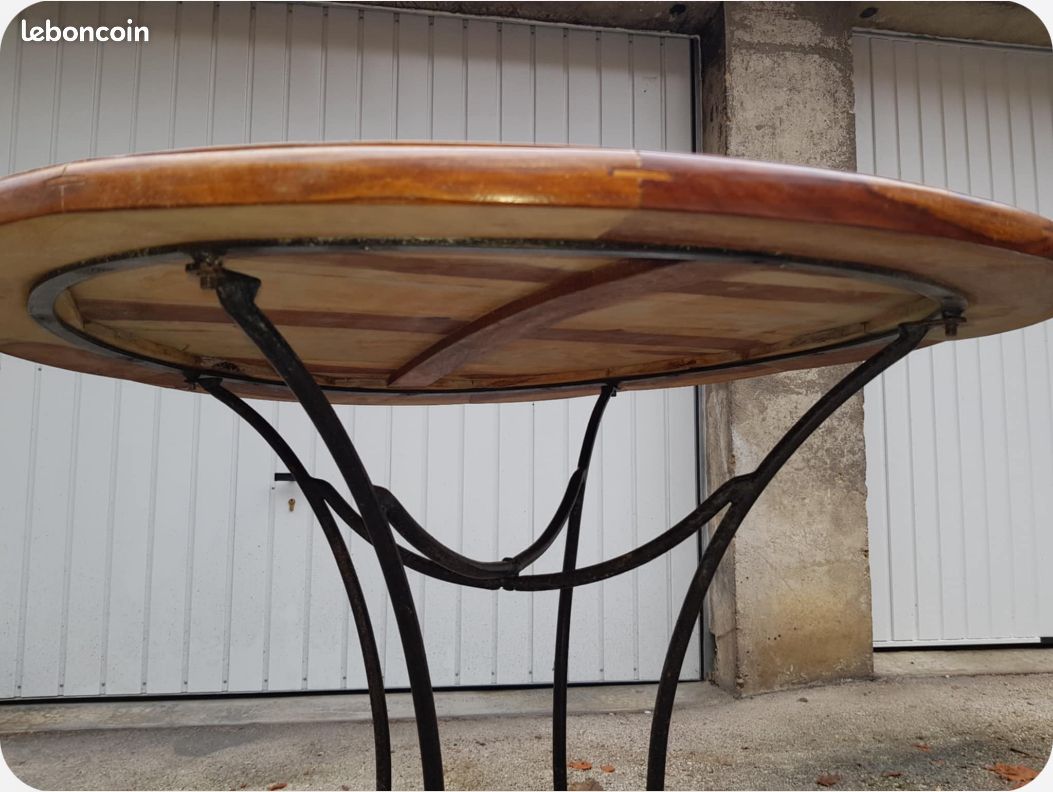 Table ronde en noyer (image 2)