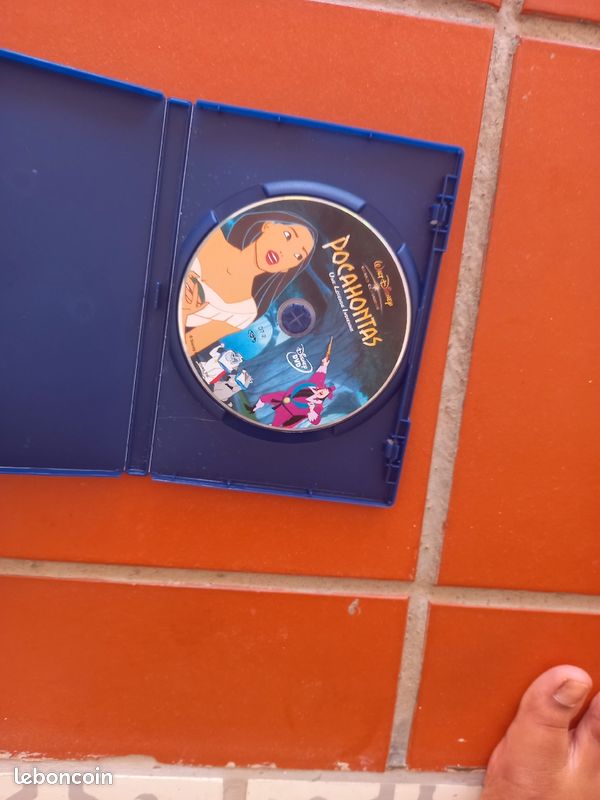 Vende de DVD (image 2)