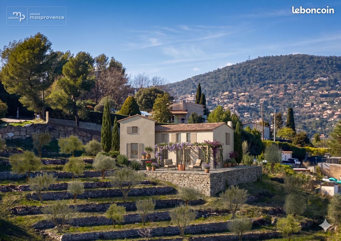 Terrain à bâtir de 2000 m² à PEYMEINADE (06) · 299 000 €