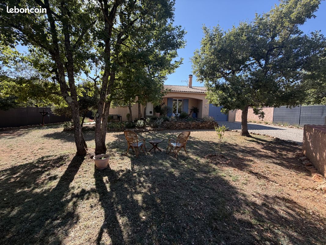 Maison 4 pièces 104 m² · à Régusse · 104 m² · 398 000 €