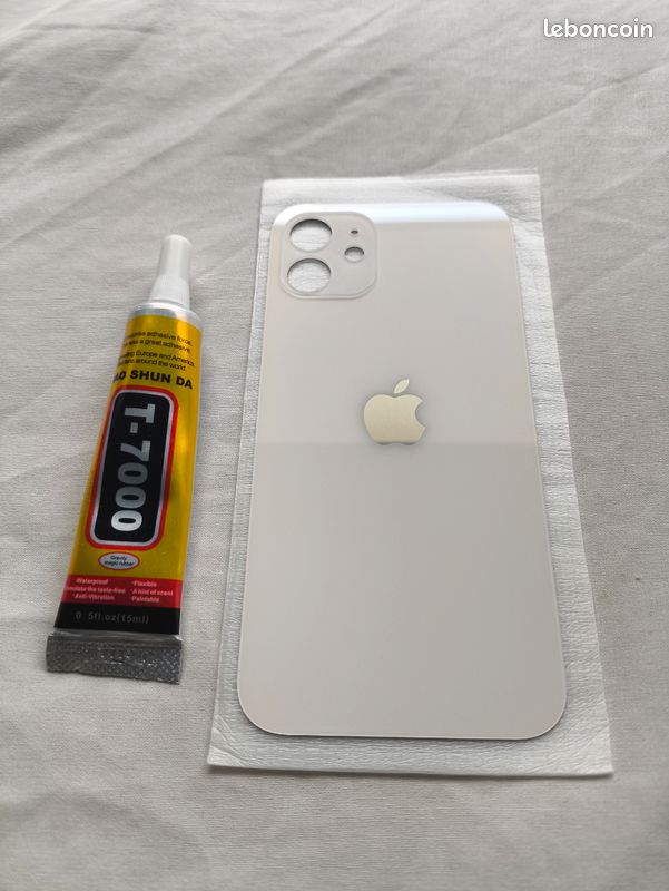 Vitre arrière iphone 12 + colle t7000 (image 1)