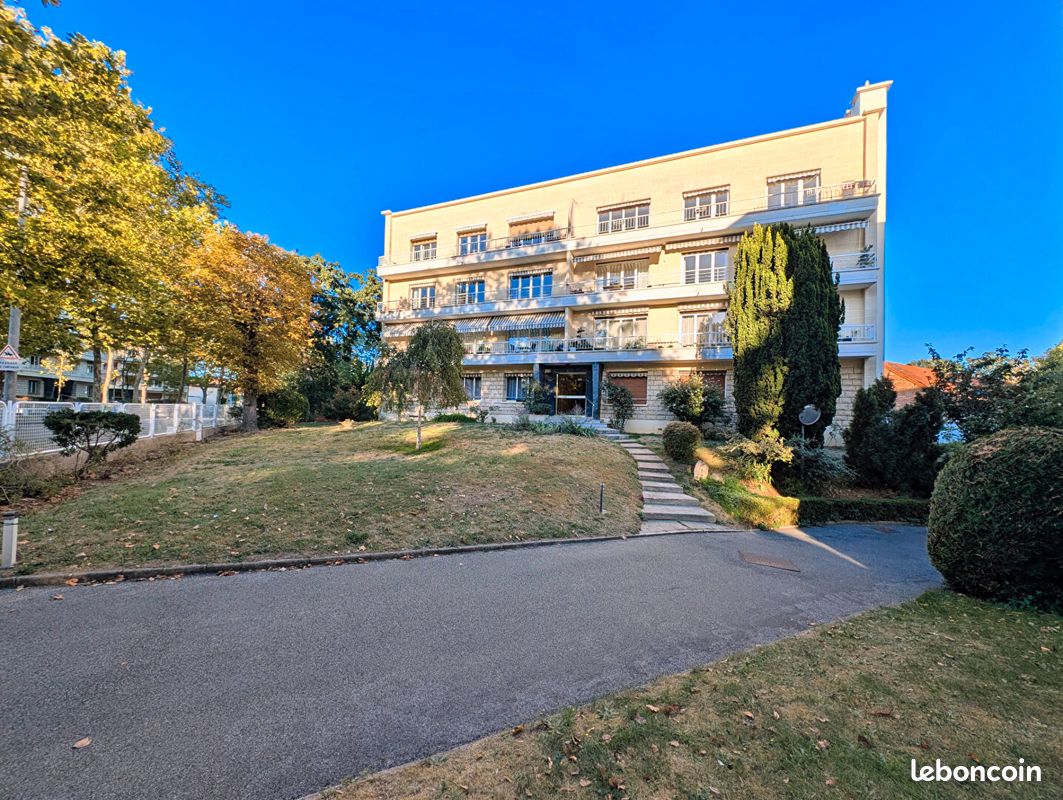 Appartement 6 pièces 123 m² · à Maisons-Laffitte · 123 m² · 628 000 €