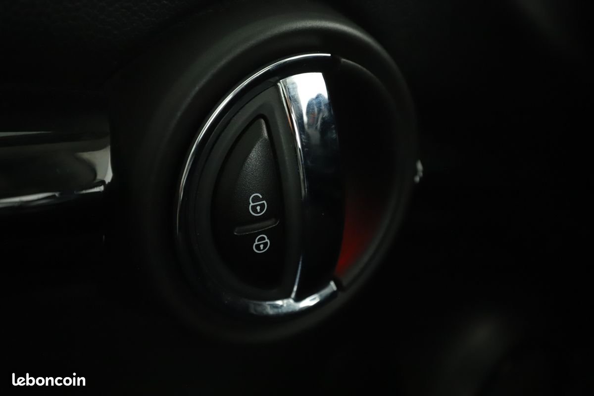MINI Mini One Edition Greenwich DCT7 3P 102 ch (image 25)