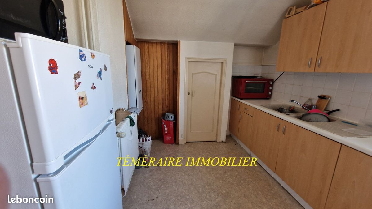 Appartement 4 pièces 69 m² · à Champagnole · 69 m² · 80 000 €