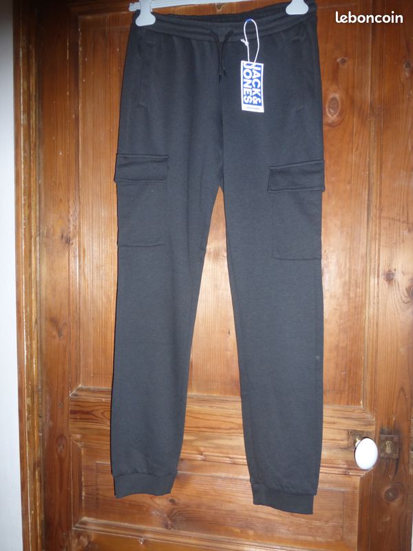 Pantalon survêtement neuf (image 1)