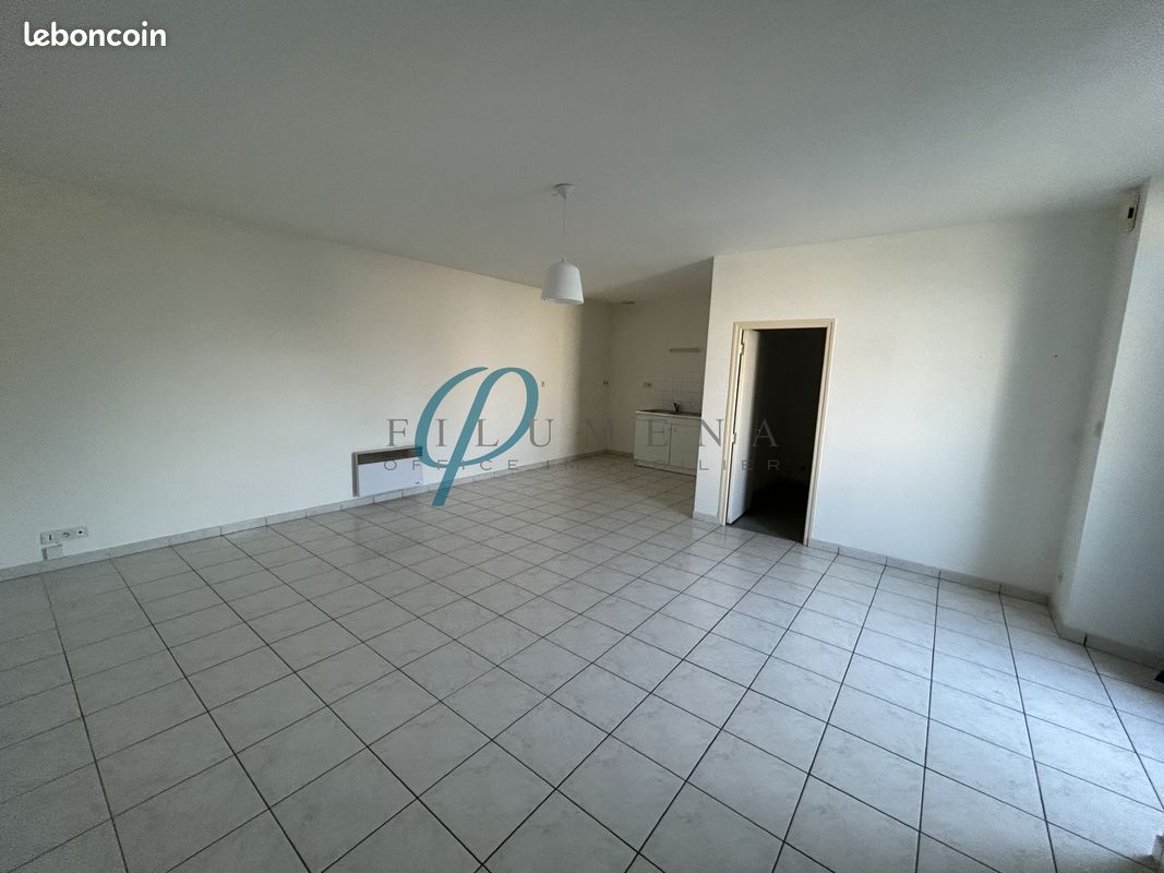 Appartement 3 pièces 56 m² · à Montrevault-sur-Èvre · 56 m² · 490 €