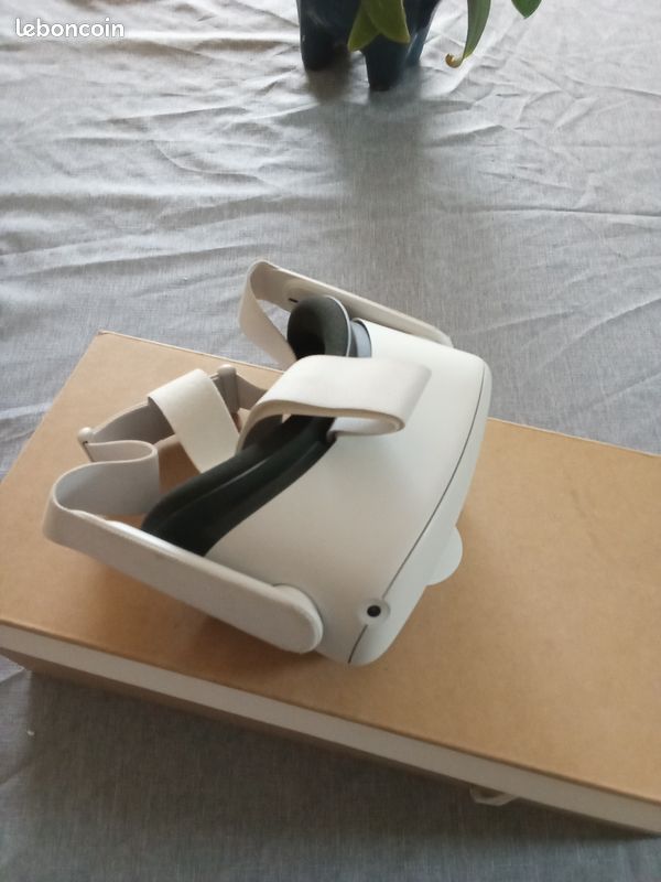 Oculus quest 2 Bonn état (image 2)