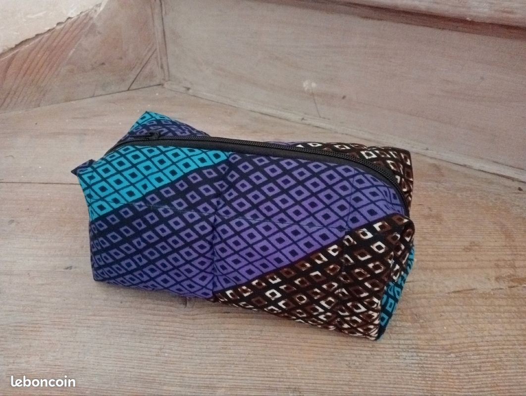 Trousse de toilette fait main (image 4)