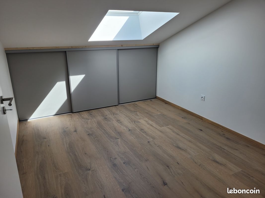 LES SABLES D’OLONNE, BEL APPARTEMENT T3 NEUF DE 60 m² avec balcon (image 3)