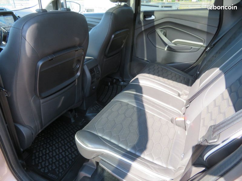 Ford KUGA 2.0 TDCI 150CH STOP&START VIGNALE 4X4 POWERSHIFT + ATTELAGE (image 11)
