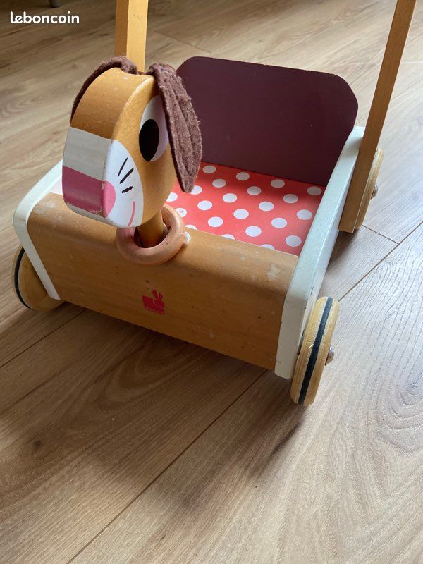 Chariot de marche en bois (image 2)
