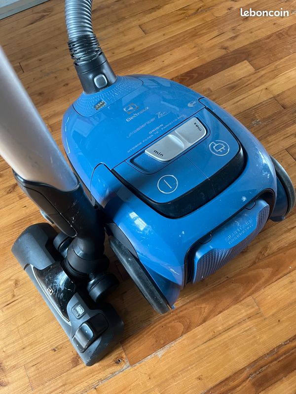 Aspirateur Electrolux Ultrasilencer Zen Électroménager