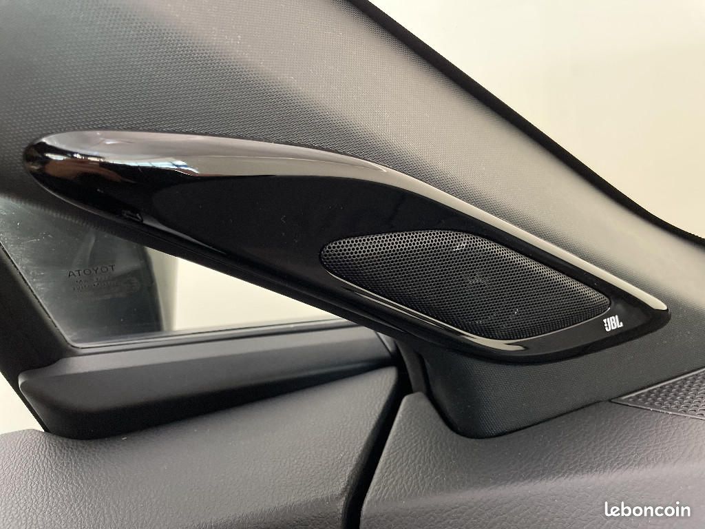 Toyota C-HR HYBRIDE MY20 1.8L GR-Sport (image 17)