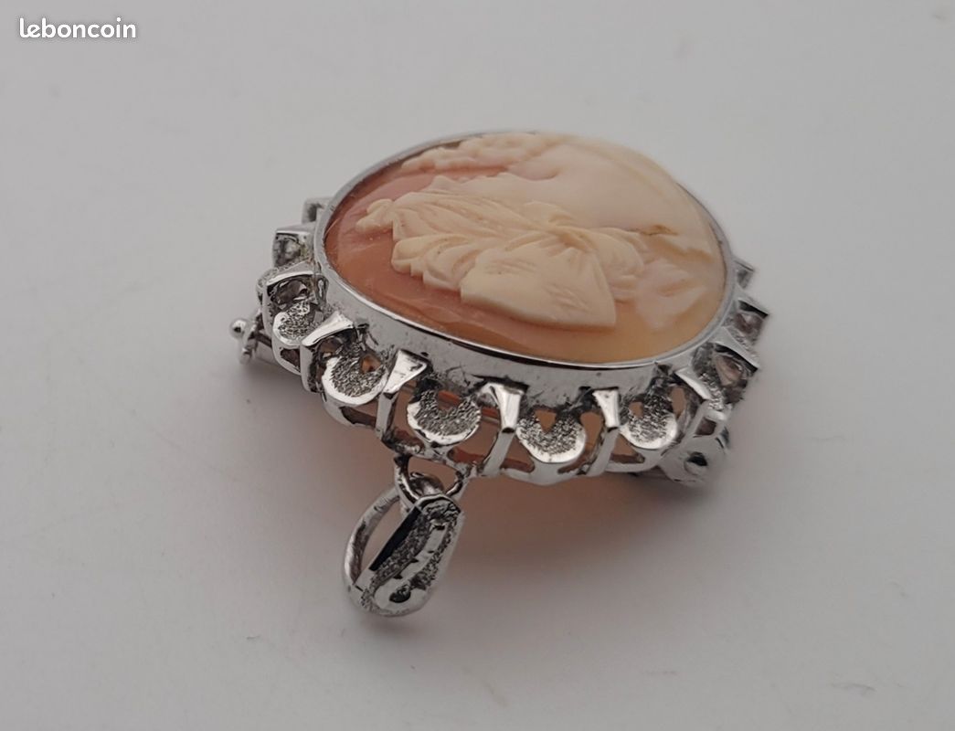 Broche Camée Femme Vintage Bijou Fantaisie Ancienne - Occasion