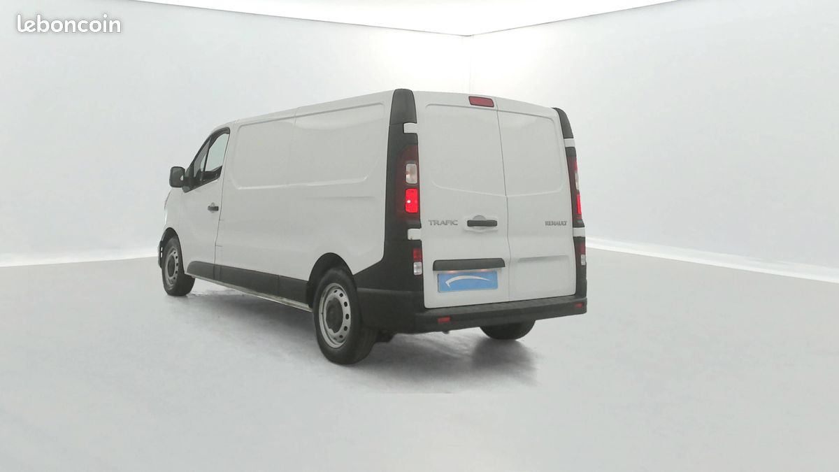 Renault trafic fgn l2h1 3000 kg blue dci 130 grand confort (image 3)