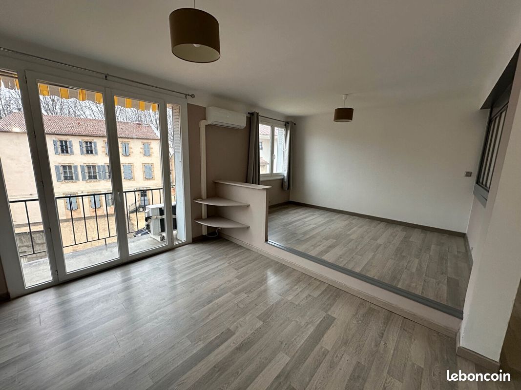 Appartement 4 pièces 70 m² · à Salon-de-Provence · 70 m² · 910 €/mois