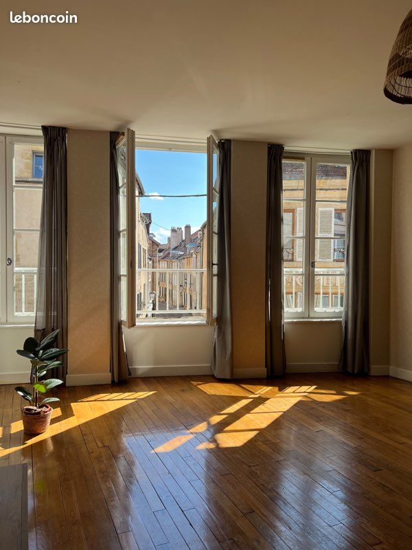 Appartement 3 pièces 80 m² · à Langres · 80 m² · 595 €/mois