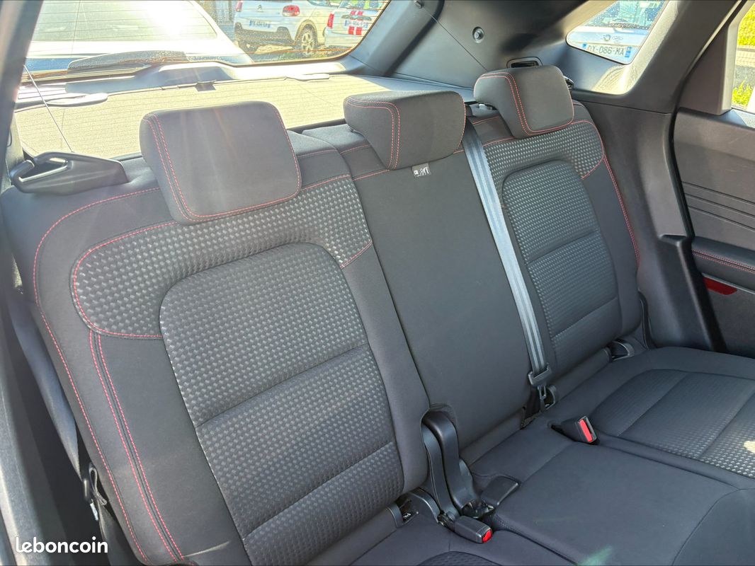FORD Kuga III 2.5 Duratec Flexifuel 190 Hybrid 4x2 CVT 152 cv Boîte auto (image 4)