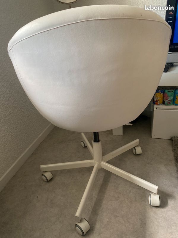 Chaise ronde (image 4)
