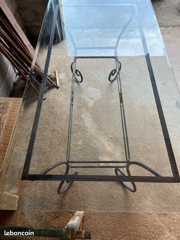 Table à manger (image 1)