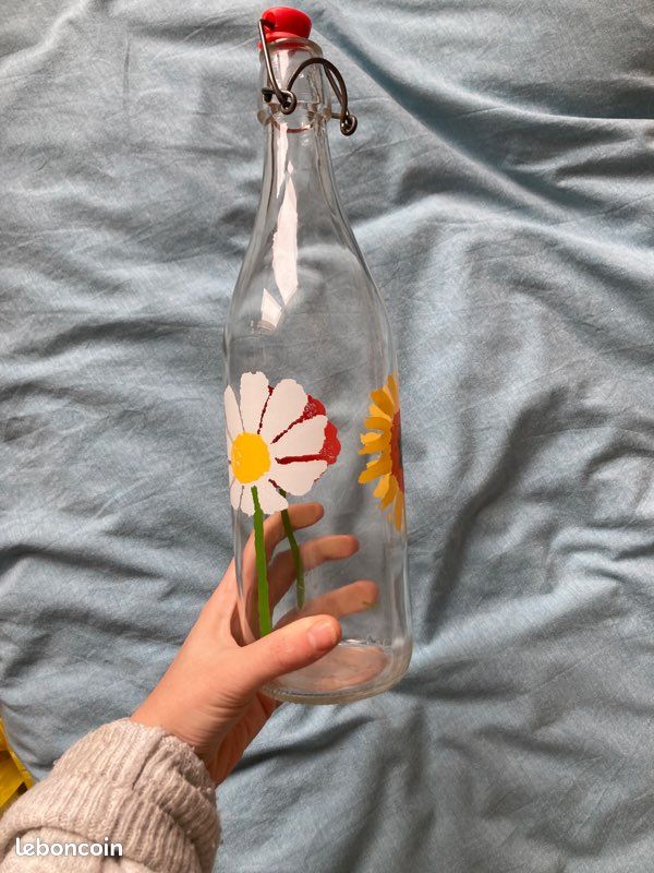 Bouteille en verre fleurs (image 2)