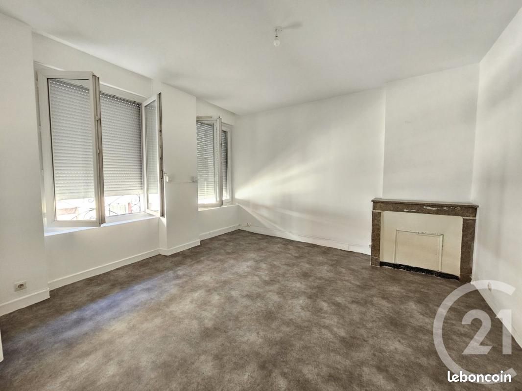 Appartement 3 pièces 56 m² · à Saint-Étienne · 56 m² · 480 €
