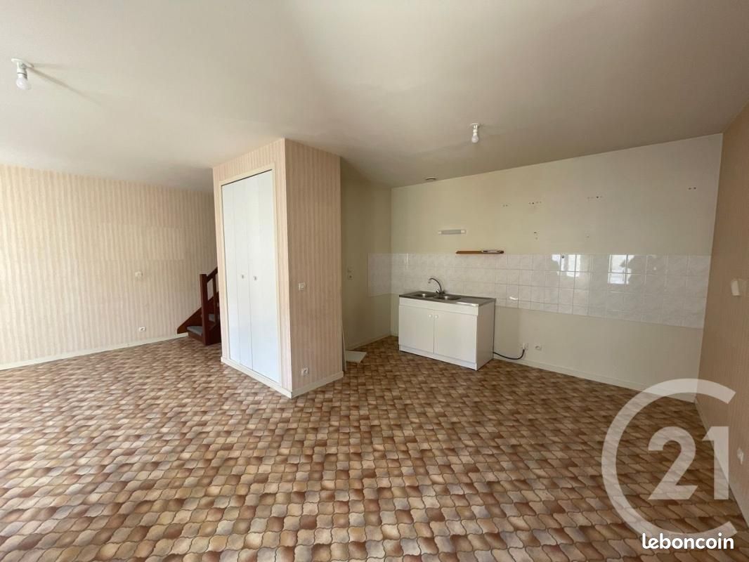 Appartement 3 pièces 59 m² - Châtellerault 86100 (image principale 0)