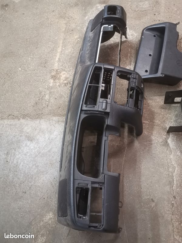 Tableau de bord golf 3 Vr6 syncro (image 3)