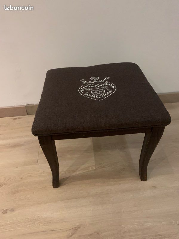 Chevet molletonné marron ou petite table d’angle (image 2)