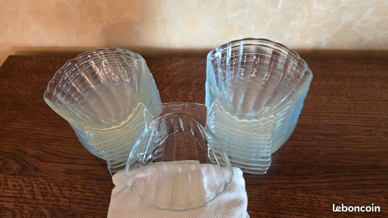 Lot de 2 coquilles saint Jacques verre Pyrex vintage