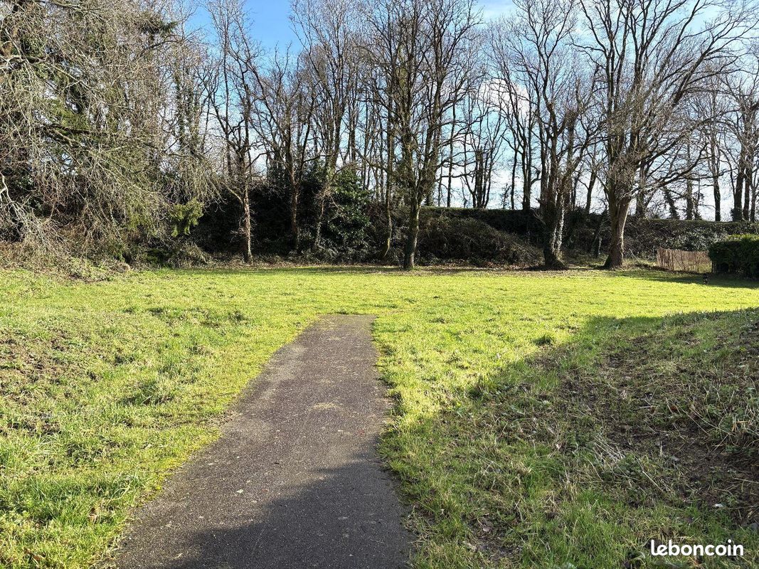 Terrain 618 m² · à Carhaix-Plouguer · 618 m² · 17 332 €