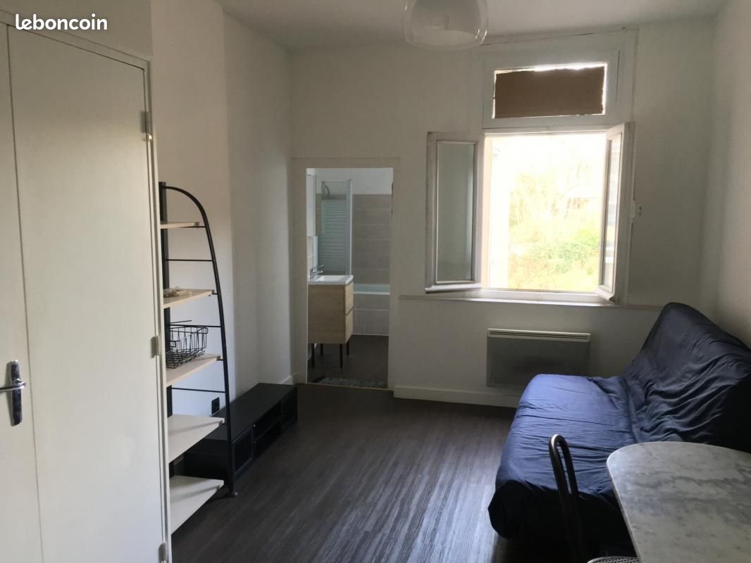 Studio 1 pièce 23 m² - Poitiers 86000 (image principale 0)