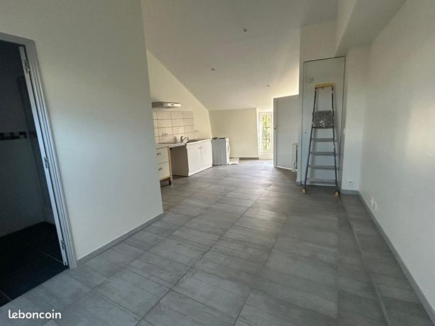 Appartement a louer brie-comte-robert - 1 pièce(s) - 41 m2 - Surfyn