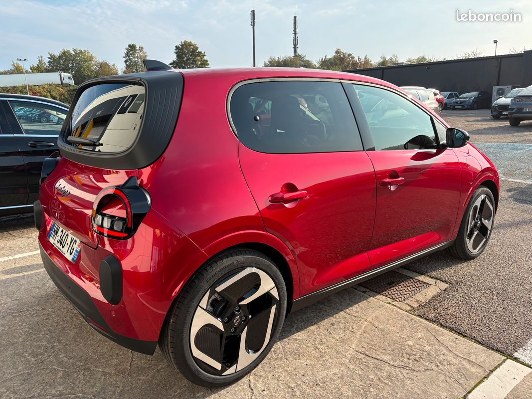 RENAULT Twingo E-Tech Electrique 80 ch (image 2)