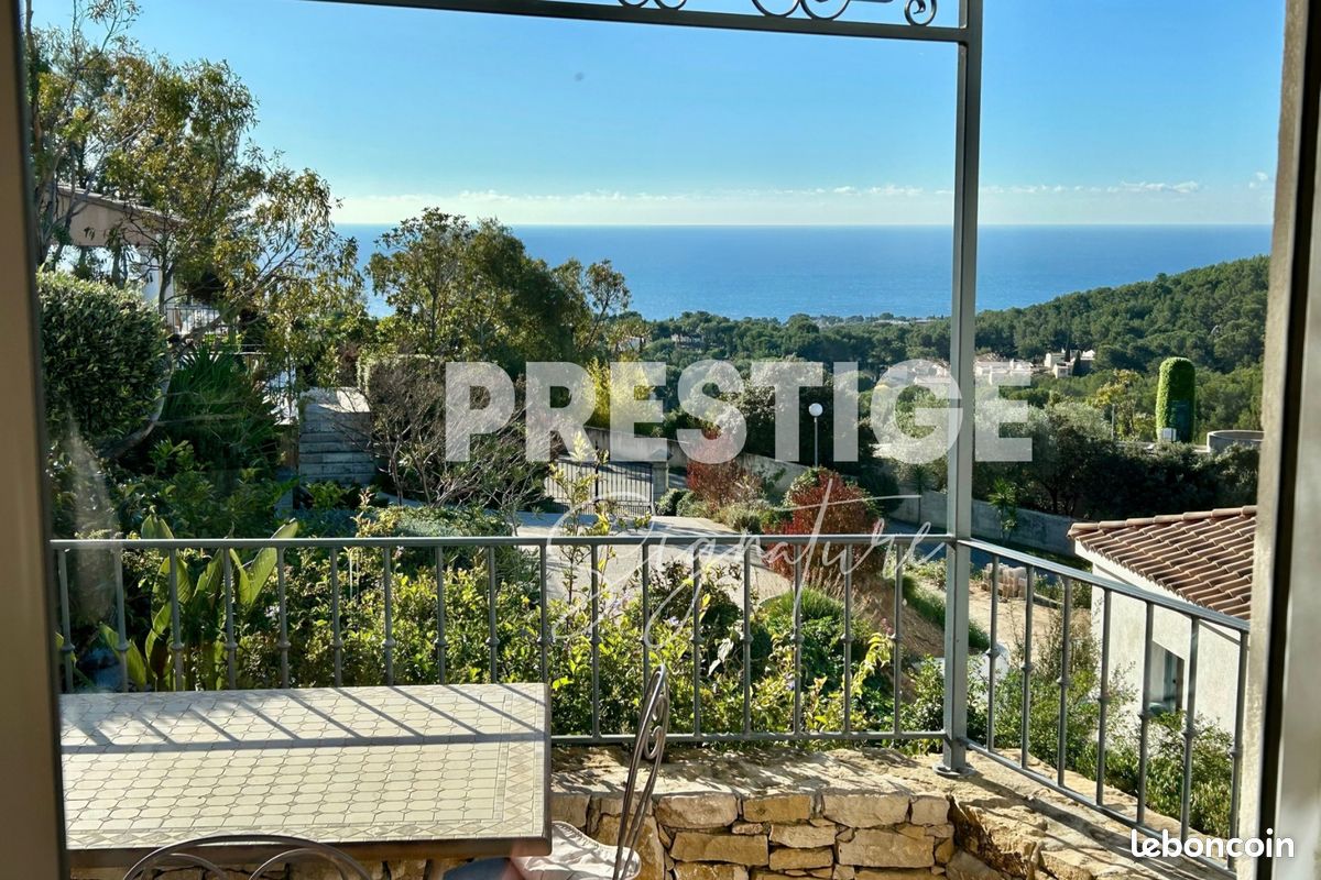 Maison 9 pièces 350 m² · à Bandol · 350 m² · 1 970 000 €