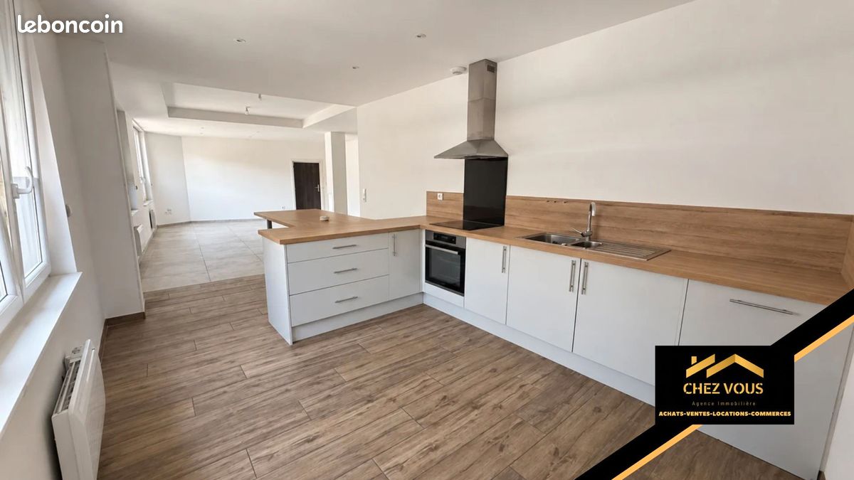 Appartement 4 pièces 94 m² · à Valenciennes · 94 m² · 850 €/mois