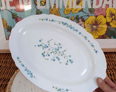 Plat à Tarte Myosotis Arcopal , vintage, 60's, fleurs bleues, 70's