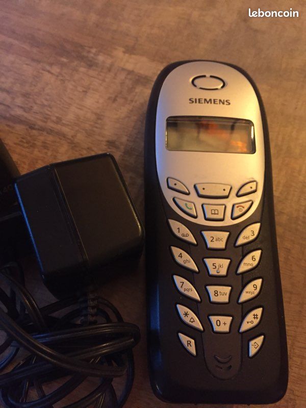 Téléphone fixe pour pièces (image 2)