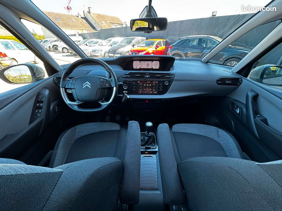 CITROEN C4 PICASSO 1.2i Puretech 130ch 5P (image 4)